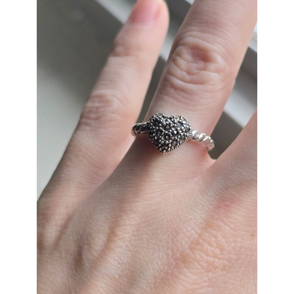 Vintage Designer HAN Size 6.75 Heart Shape Marcasite Inlay Ring 925 Wrap design